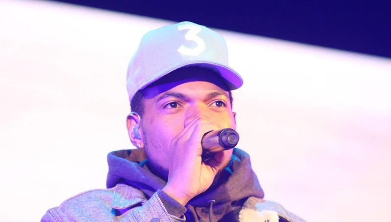 Chance The Rapper posta le icone black armate contro Trump