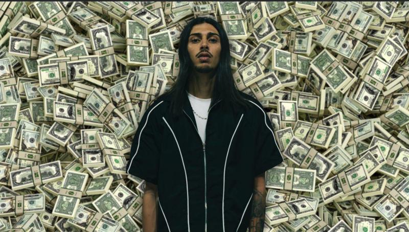 Un tour nel portafoglio di Baby Gang, tra investimenti immobiliari, prestanome e fondi statali